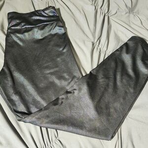 No Boundaries Iridescent Black Leggings